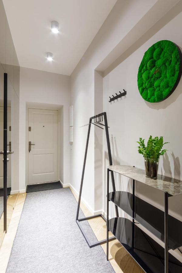 Old Town Apartment L Self Check In Vilnius Exterior photo