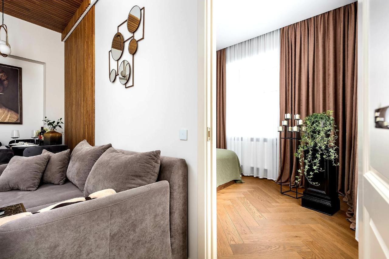 Old Town Apartment L Self Check In Vilnius Exterior photo
